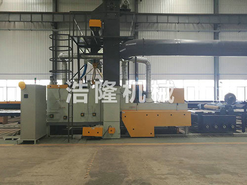 鋁膜板拋丸機(jī)實(shí)景圖 鋁膜板拋丸機(jī)實(shí)景圖